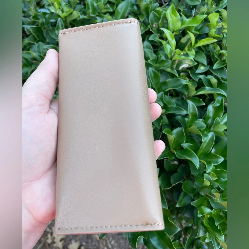 Burberry Beige‎ Sunglasses / Eyeglasses Case New